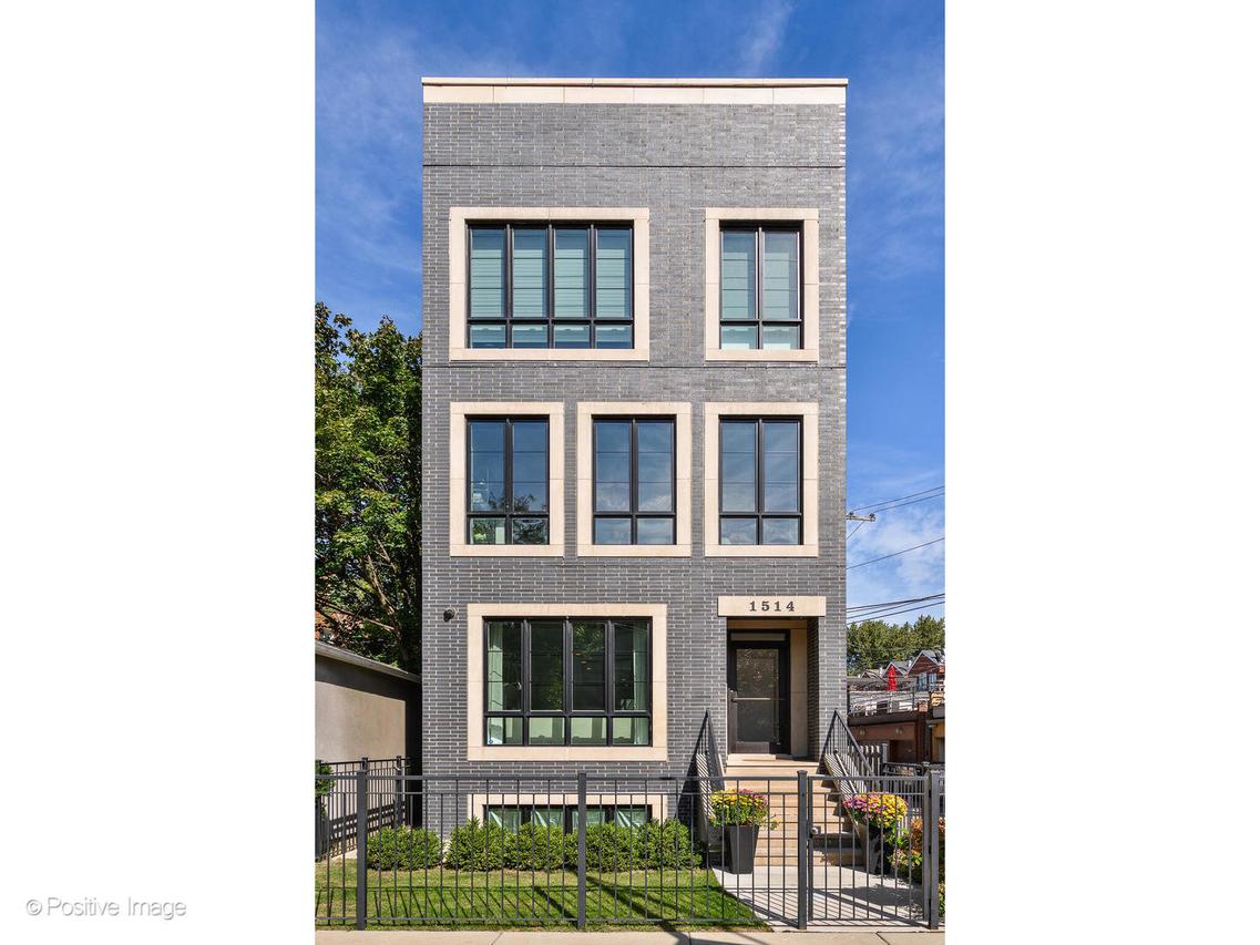 [Address Hidden by Seller], Chicago, IL 60614