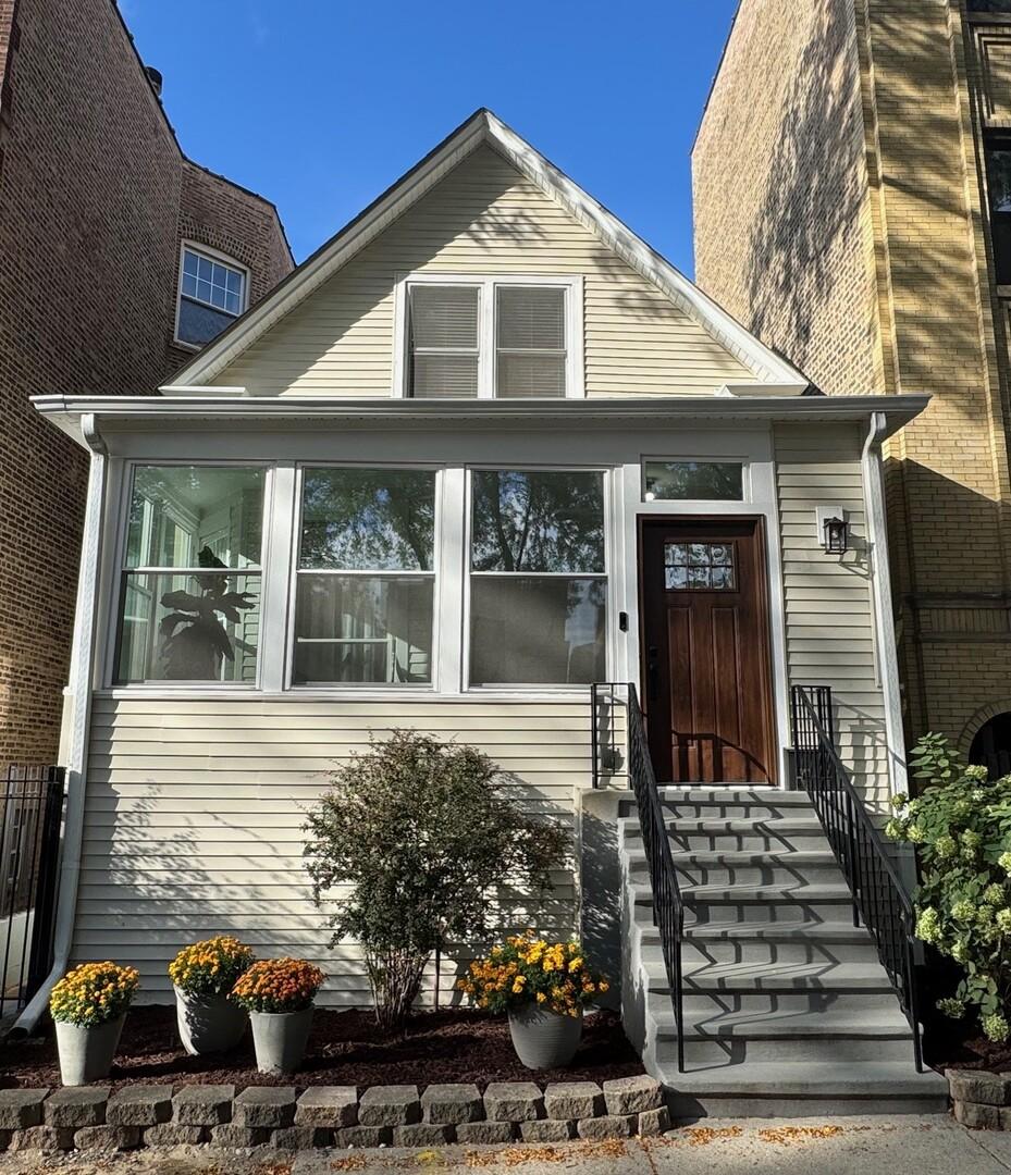 [Address Hidden by Seller], Chicago, IL 60660