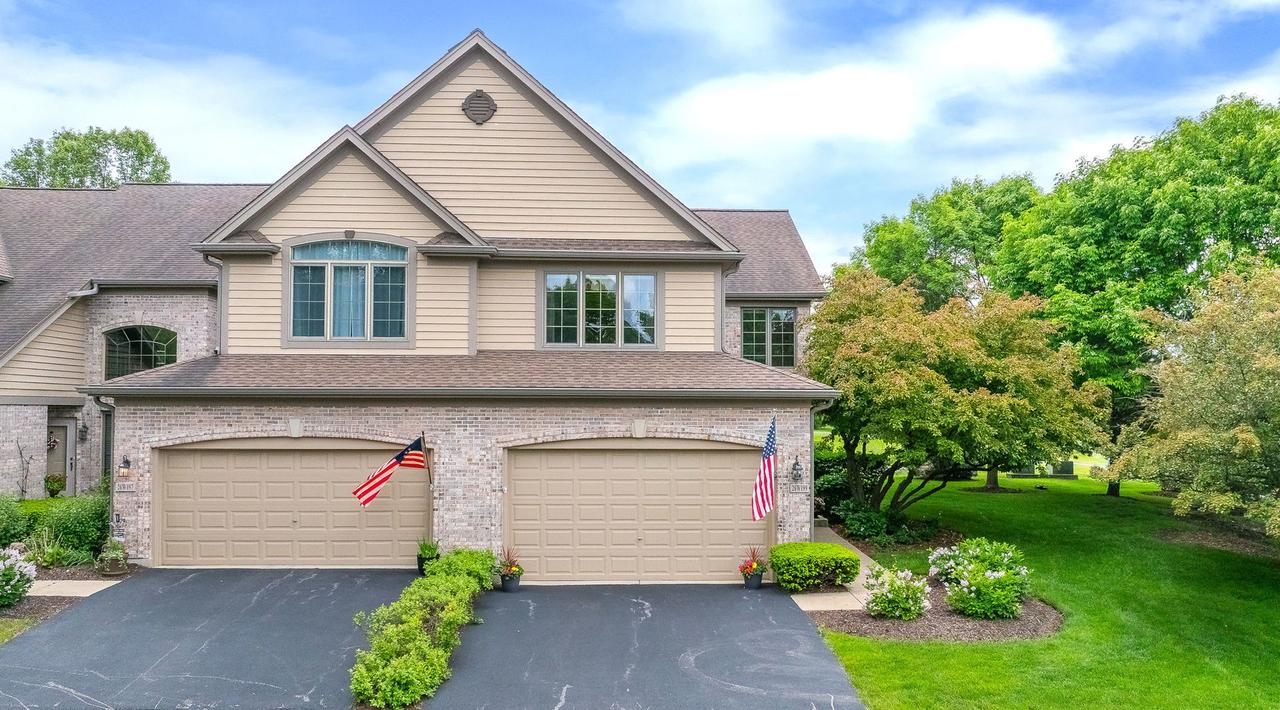 26W199 Klein Creek Dr., Winfield, IL 60190