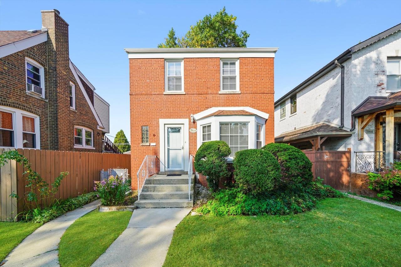 5910 S Kilbourn Ave., Chicago, IL 60629