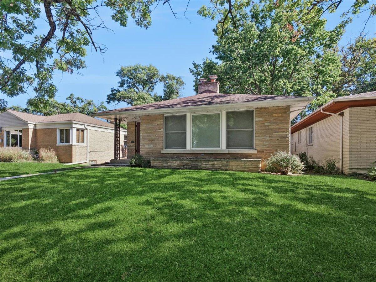 1811 N Thatcher Ave., Elmwood Park, IL 60707