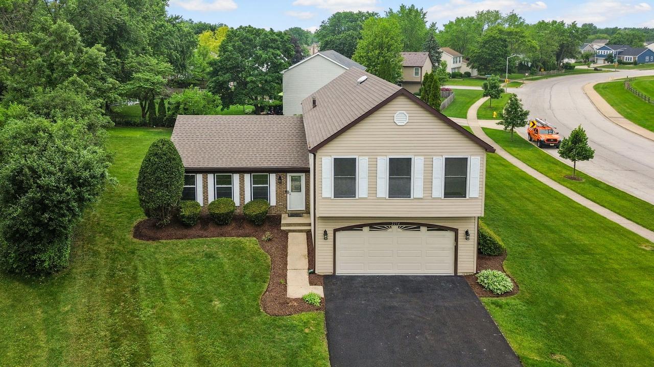 2254 Blacksmith Dr., Wheaton, IL 60189