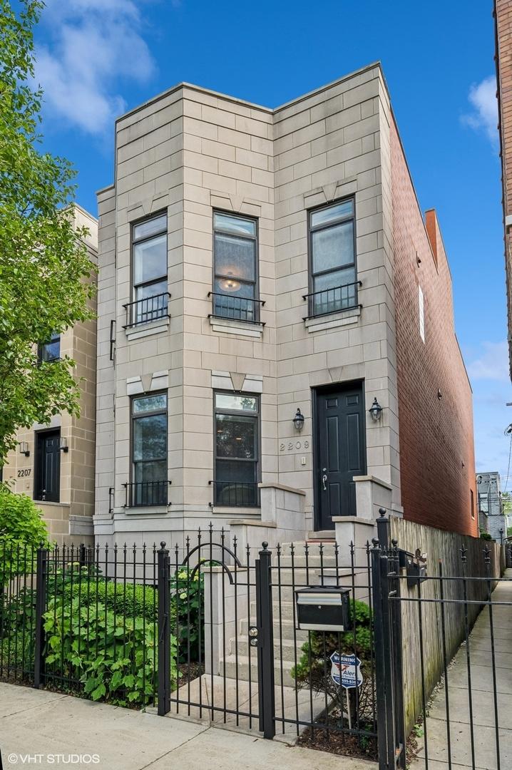 2209 W Erie St., Chicago, IL 60612