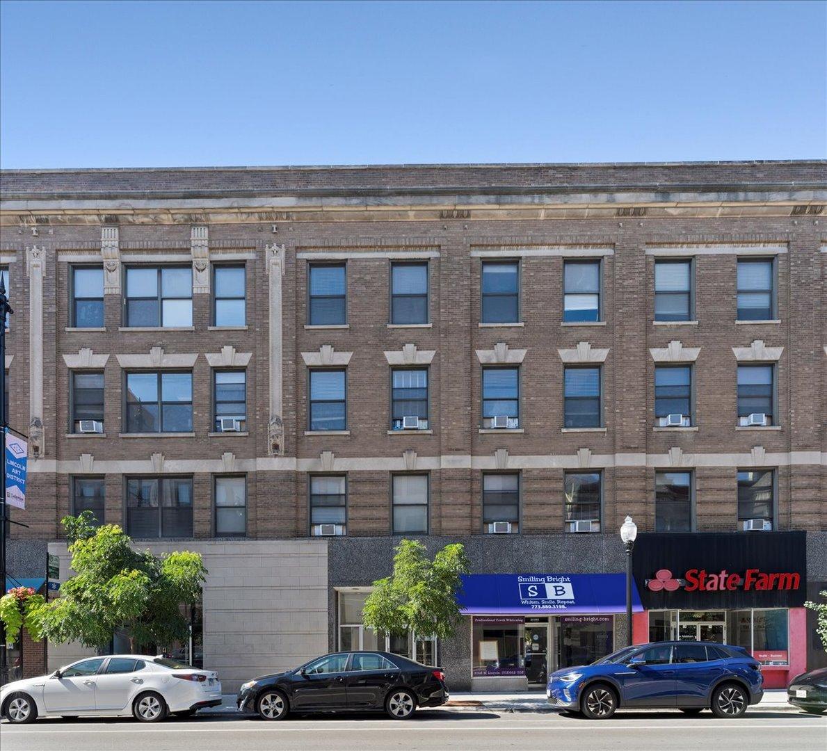3160 N Lincoln Ave. #310, Chicago, IL 60657