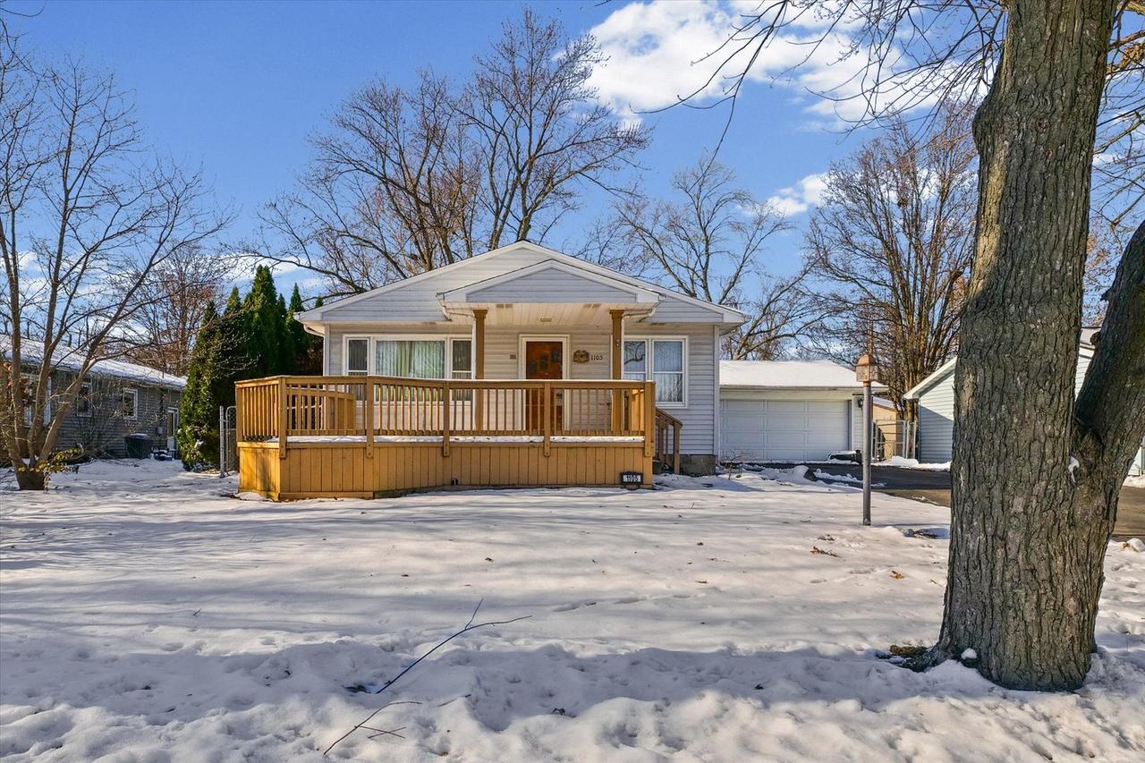 1105 S Kinch St., Urbana, IL 61802