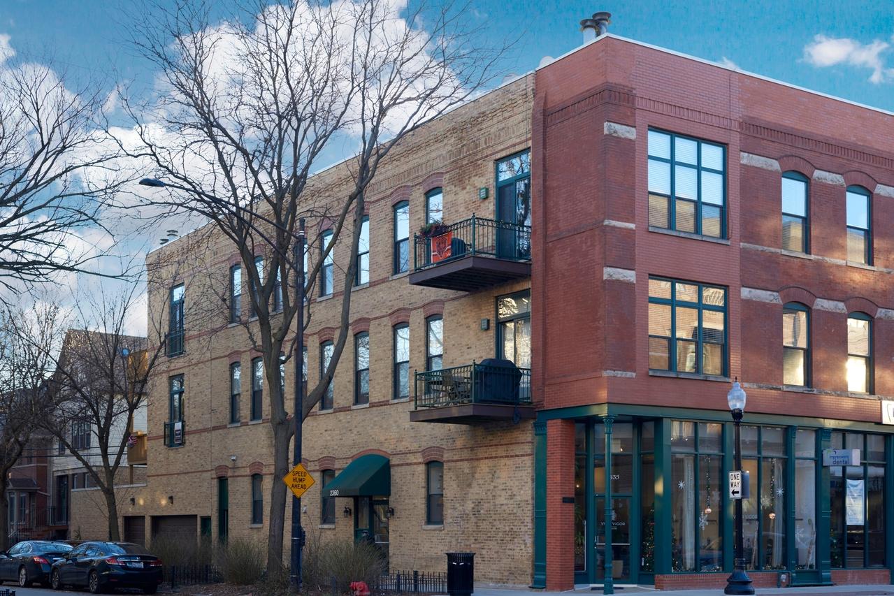 2360 N Janssen St. #2D, Chicago, IL 60614