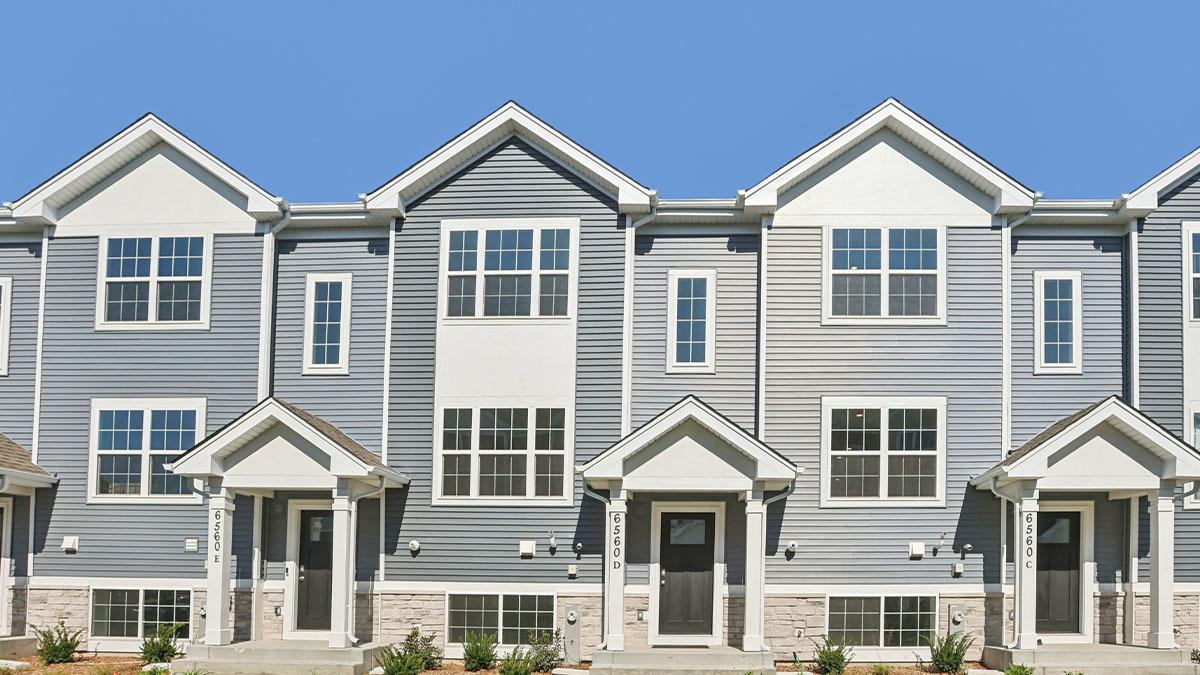 6560 Linden Tr. #D, Wonder Lake, IL 60097