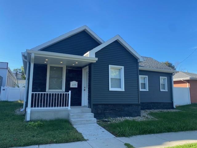 225 W Dakota St., Spring Valley, IL 61362