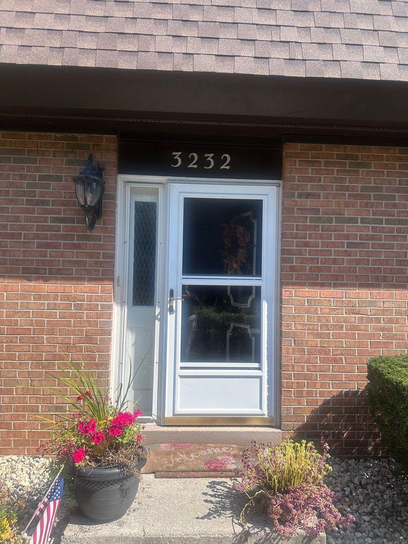 3232 Chestnut Dr., Flossmoor, IL 60422