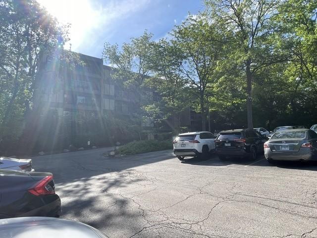 5900 Oakwood Dr. #5L, Lisle, IL 60532
