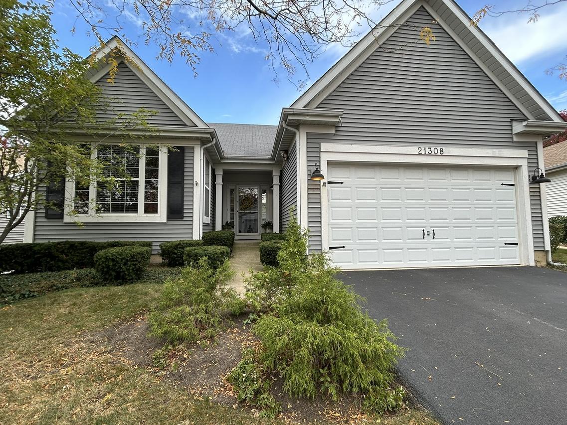 21308 Brush Lake Dr., Crest Hill, IL 60403