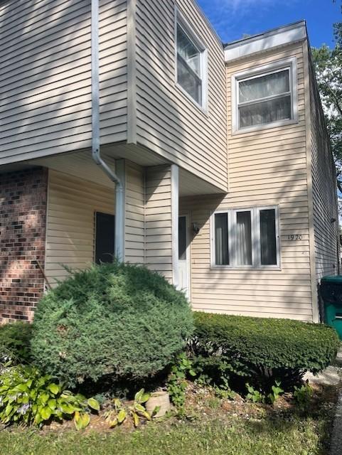 1920 Moore Ave., Joliet, IL 60433