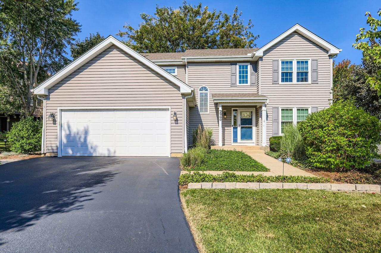 2960 Marshfield Dr., Elgin, IL 60124