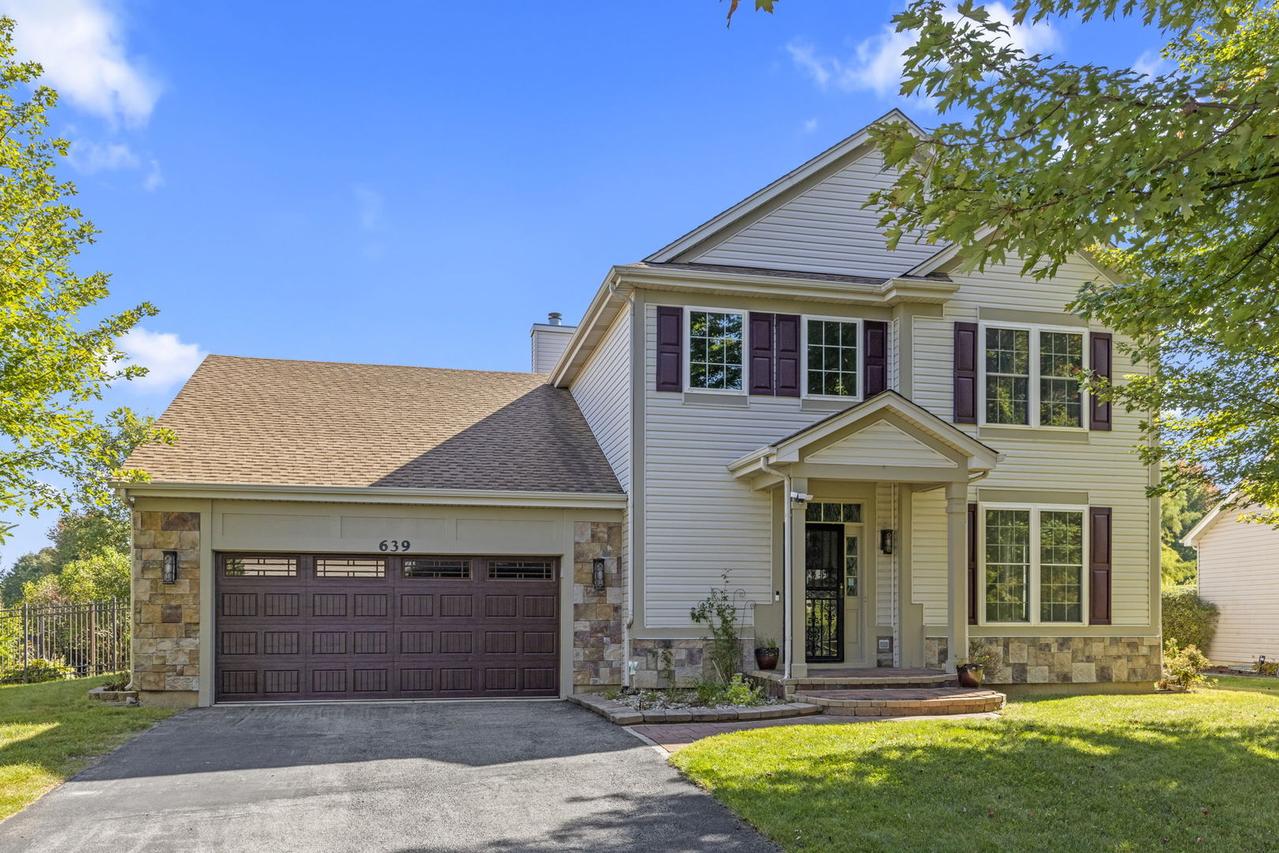 639 Vista Dr., Oswego, IL 60543