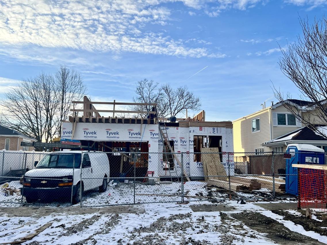 468 N Highland Ave., Elmhurst, IL 60126