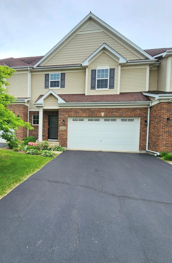 2003 Magenta Ln., Algonquin, IL 60102