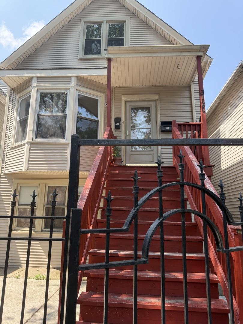 3120 N Saint Louis Ave., Chicago, IL 60618