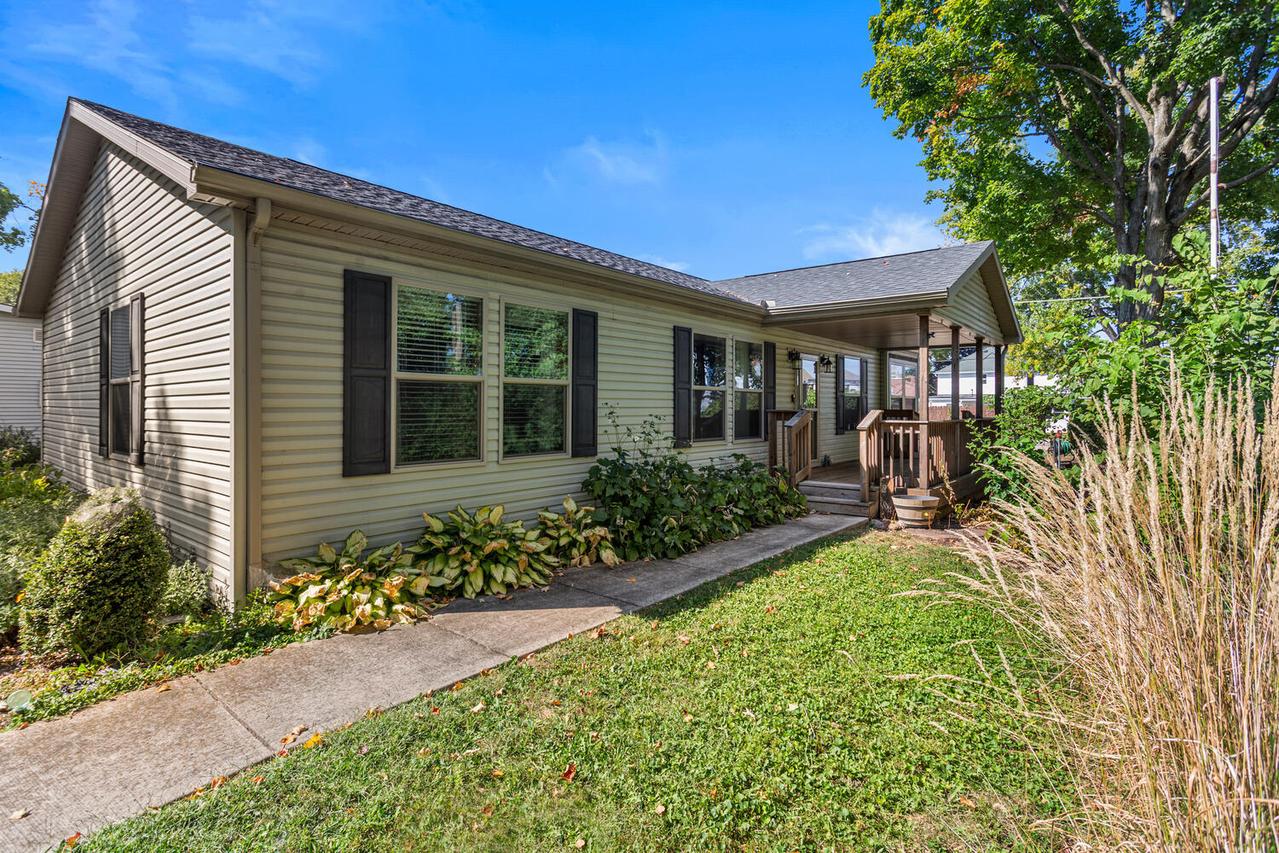 204 E Sherman St., St. Joseph, IL 61873