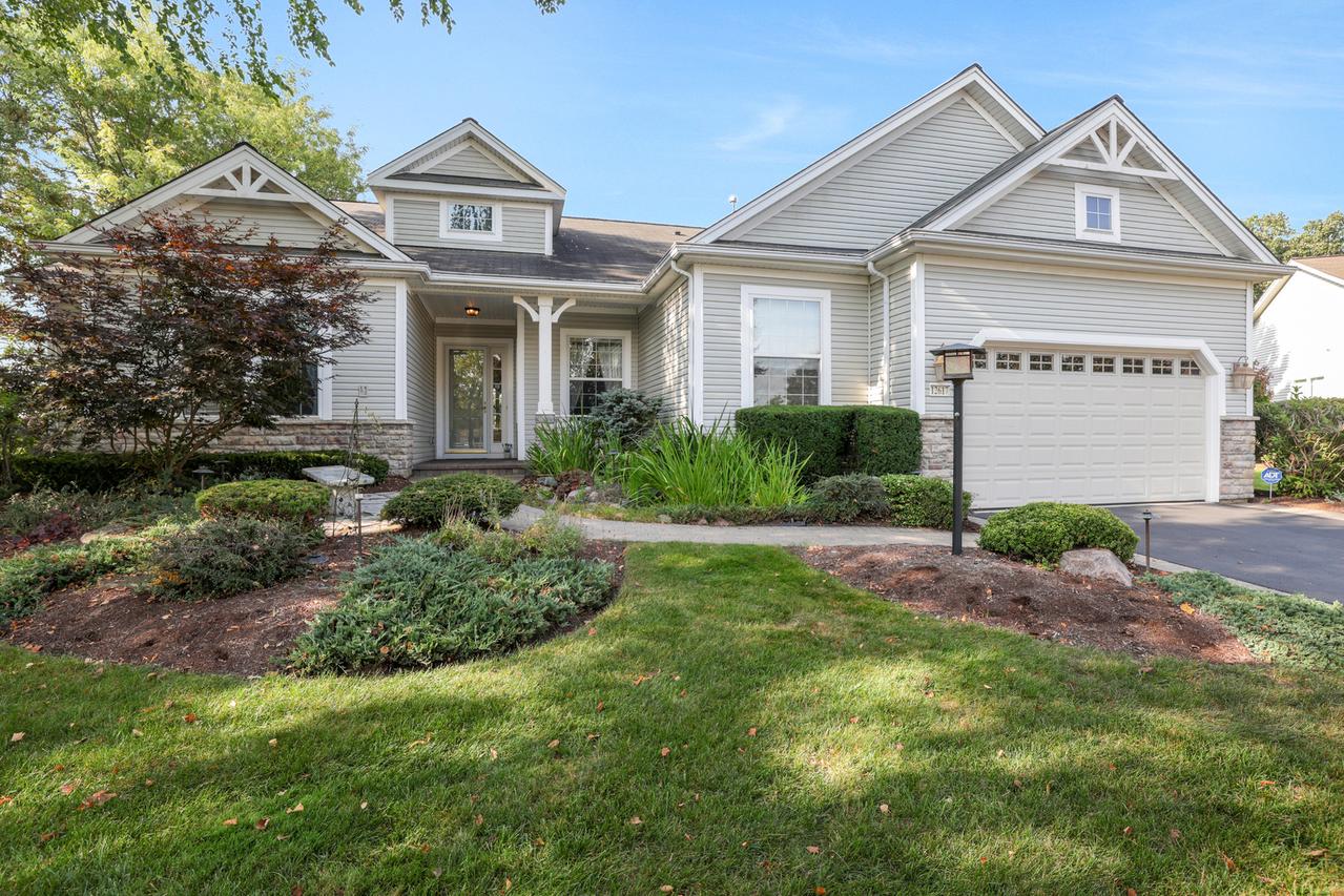 12617 Mulberry Ct., Huntley, IL 60142