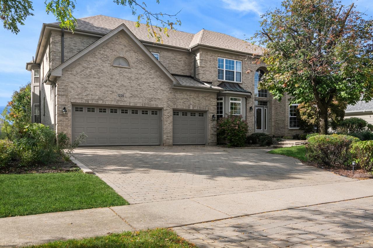 1228 S Leo Ct., Palatine, IL 60067