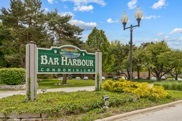 15 Bar Harbour Rd. #4F, Schaumburg, IL 60193