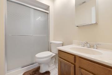 15 Bar Harbour Rd. #4F, Schaumburg, IL 60193