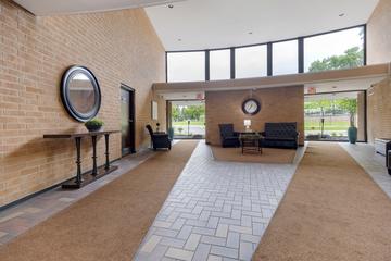 15 Bar Harbour Rd. #4F, Schaumburg, IL 60193