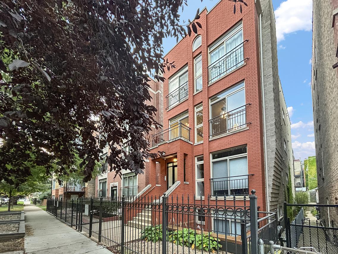 2447 W Walton St. #2, Chicago, IL 60622