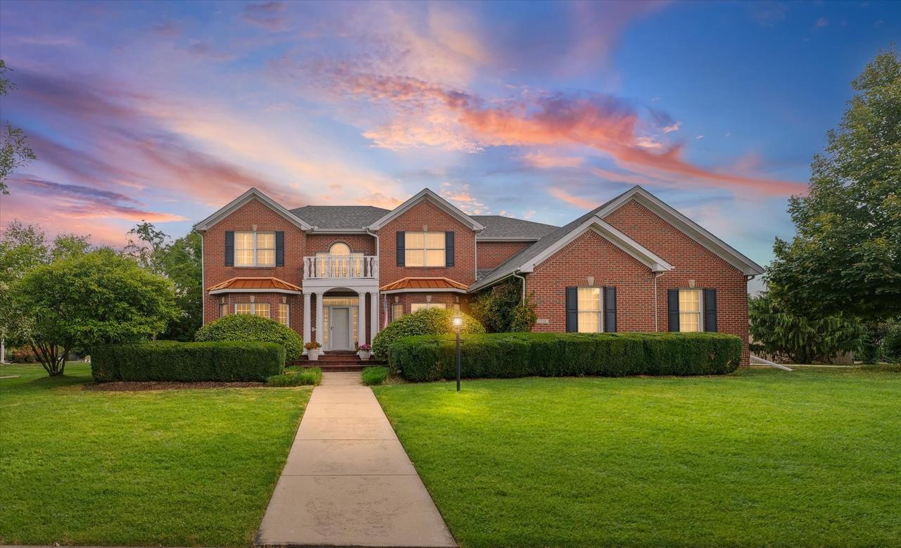 2710 Windward Blvd., Champaign, IL 61821