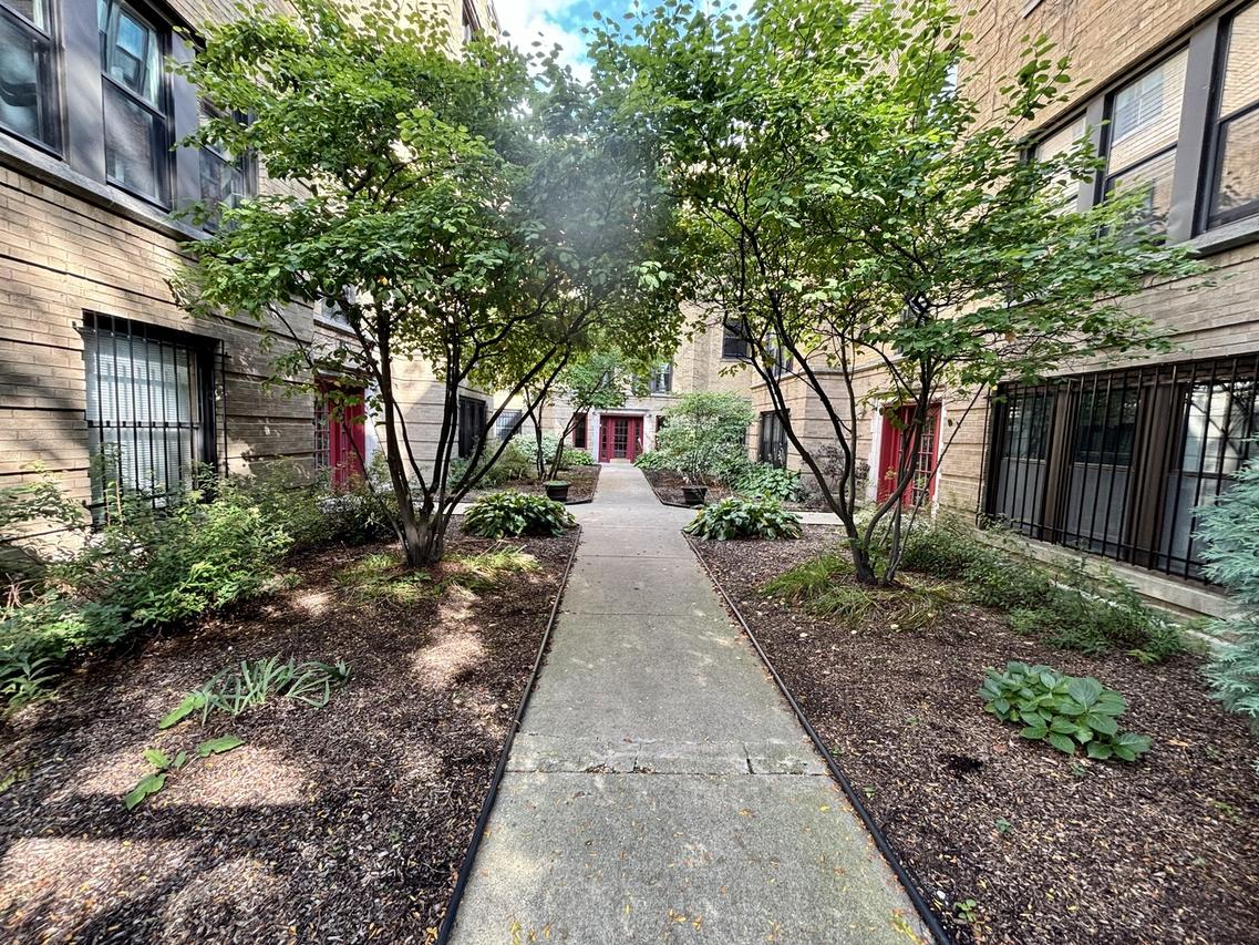 4411 N Sacramento Ave. #1, Chicago, IL 60625