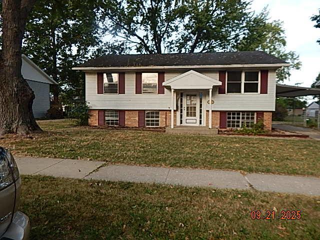 2209 15th Ave., Sterling, IL 61081