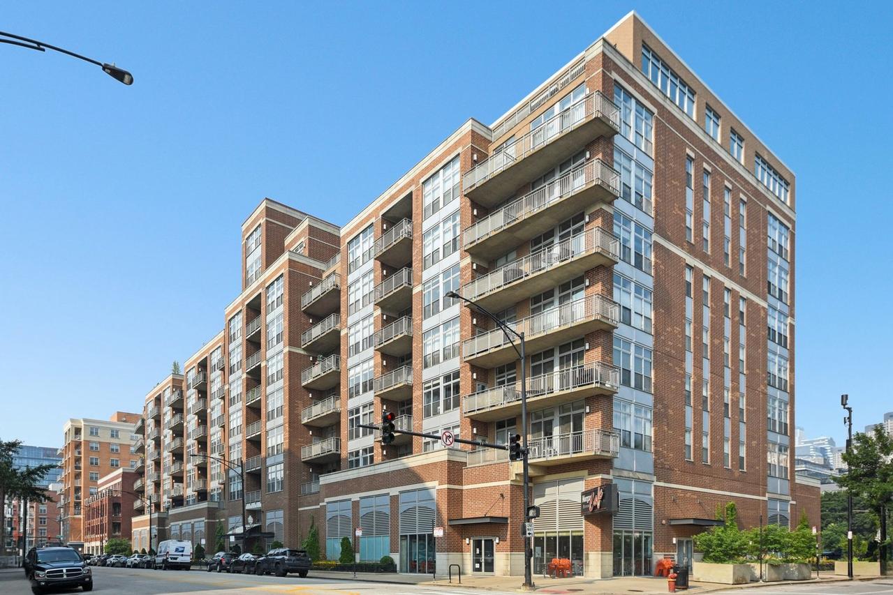 111 S Morgan St. #825, Chicago, IL 60607