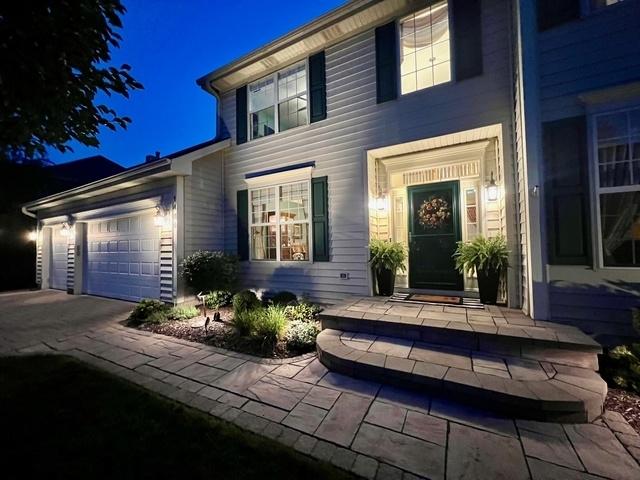 1484 Rolling Hills Dr., Crystal Lake, IL 60014