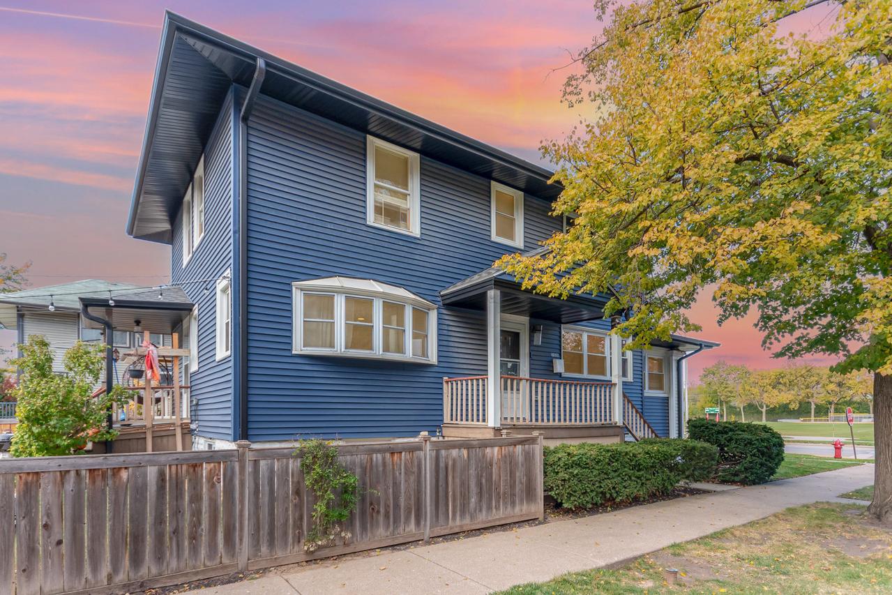 7526 Harrison Ave., Forest Park, IL 60130