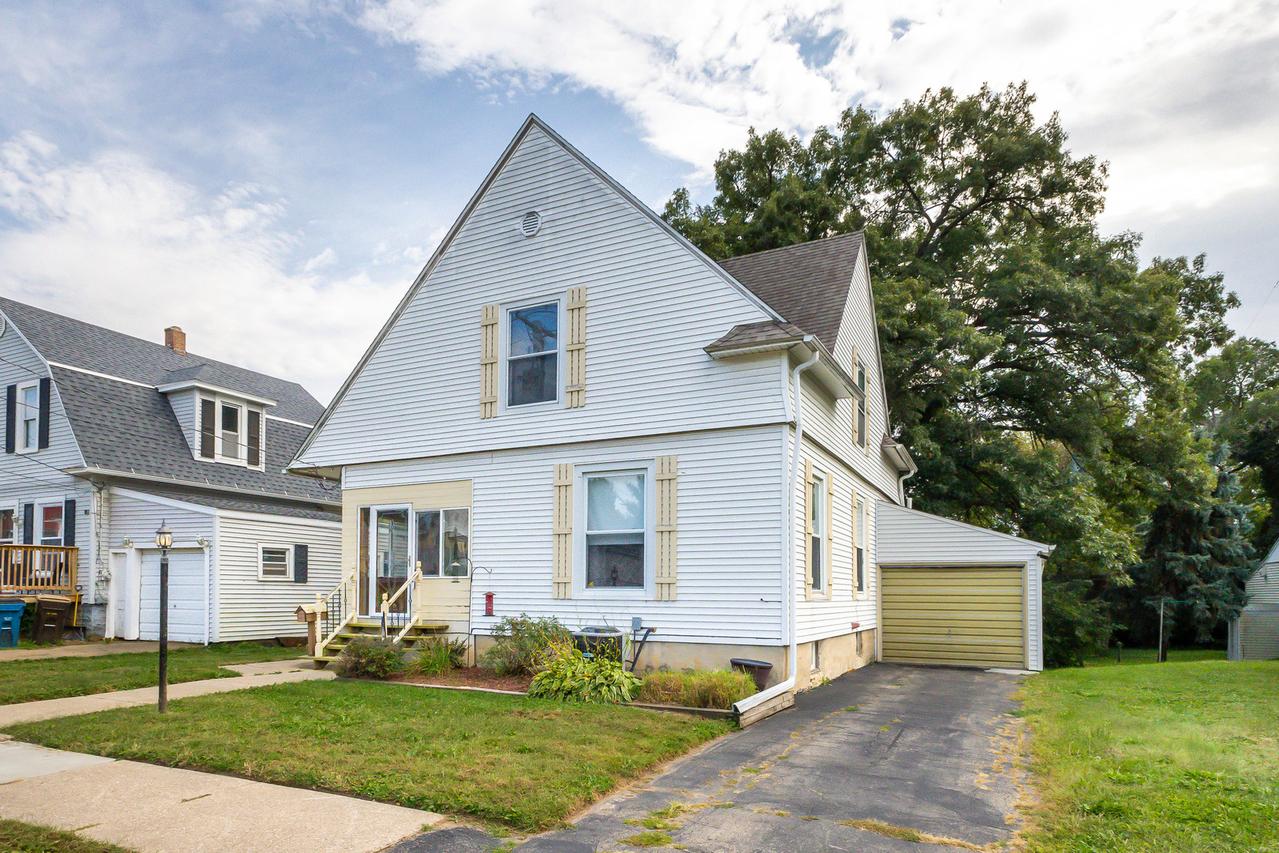 505 E Main St., Morrison, IL 61270