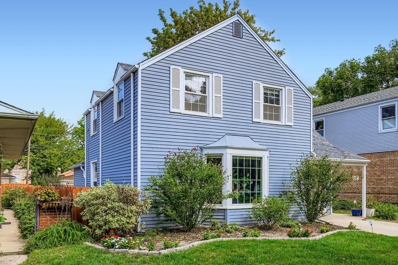 5346 Suffield Ter., Skokie, IL 60077