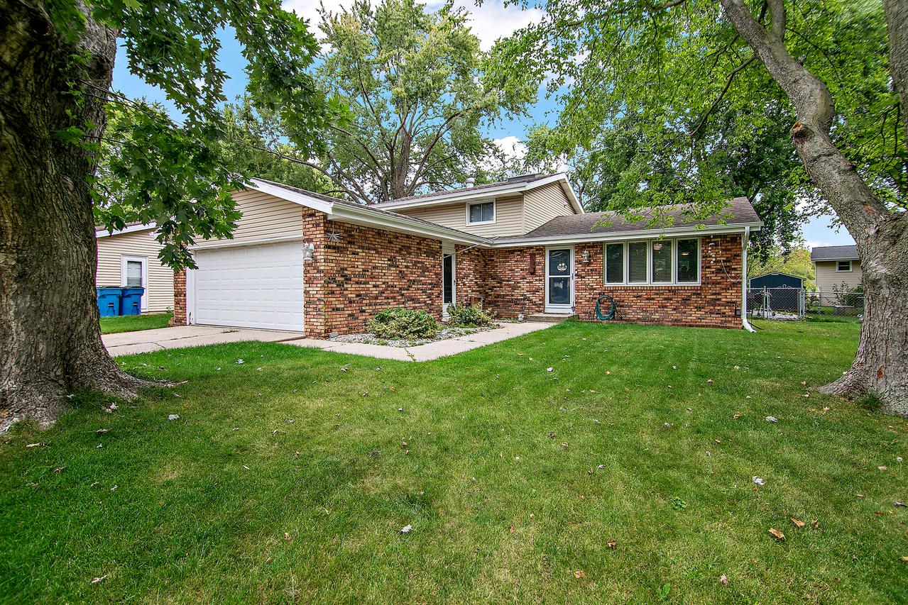 1078 Mallard Dr., Bradley, IL 60915