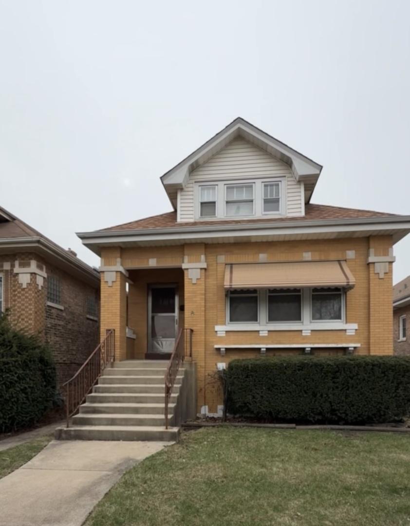 2442 Clarence Ave., Berwyn, IL 60402
