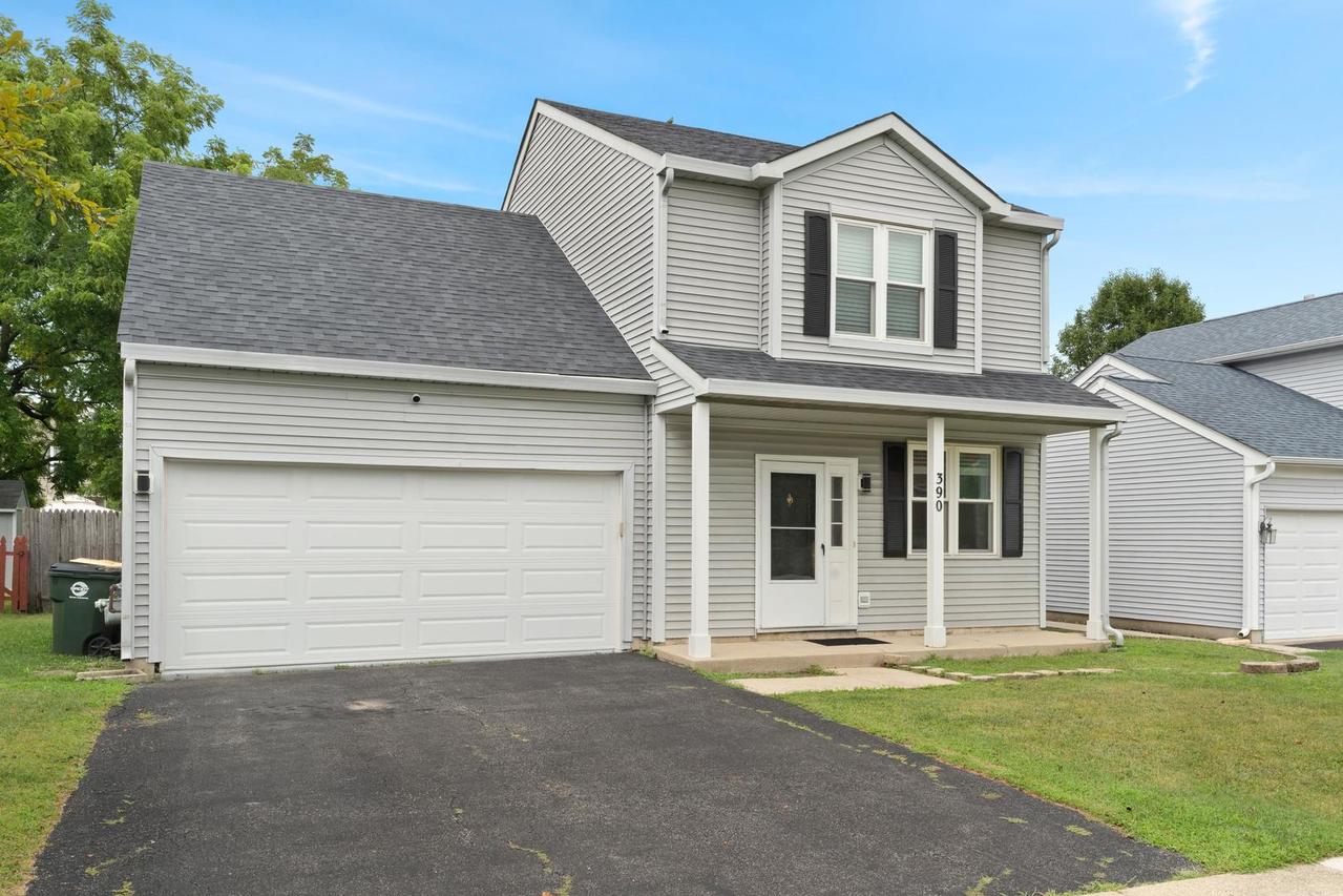 390 E Quaker Hollow Ln., Round Lake Beach, IL 60073