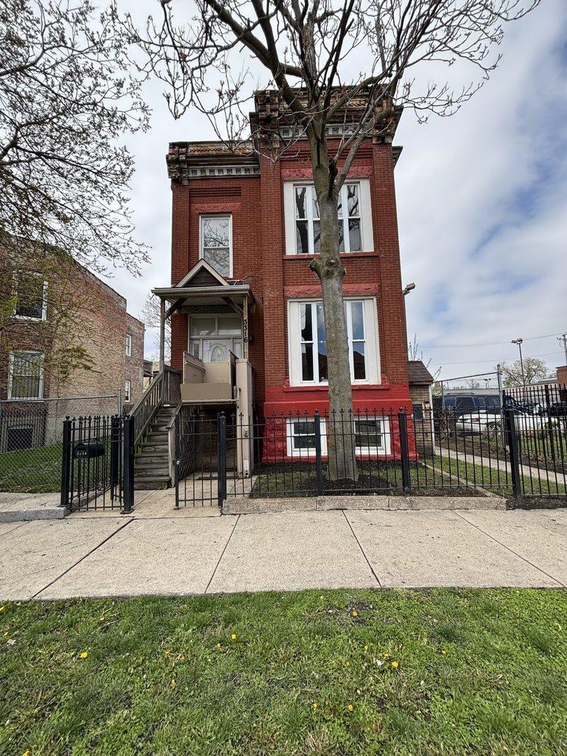 3316 W Maypole Ave., Chicago, IL 60624