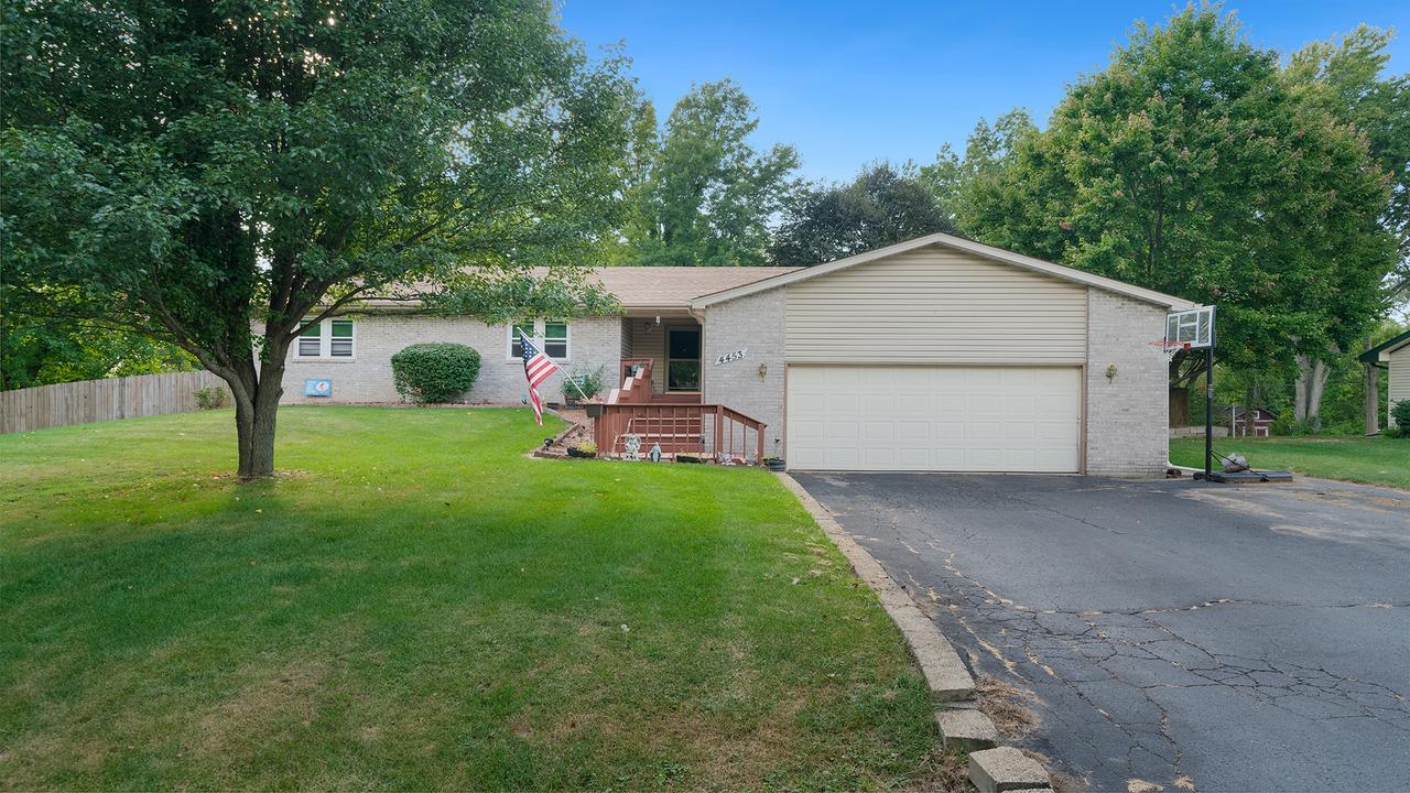4453 Redwood Dr., Rockford, IL 61109