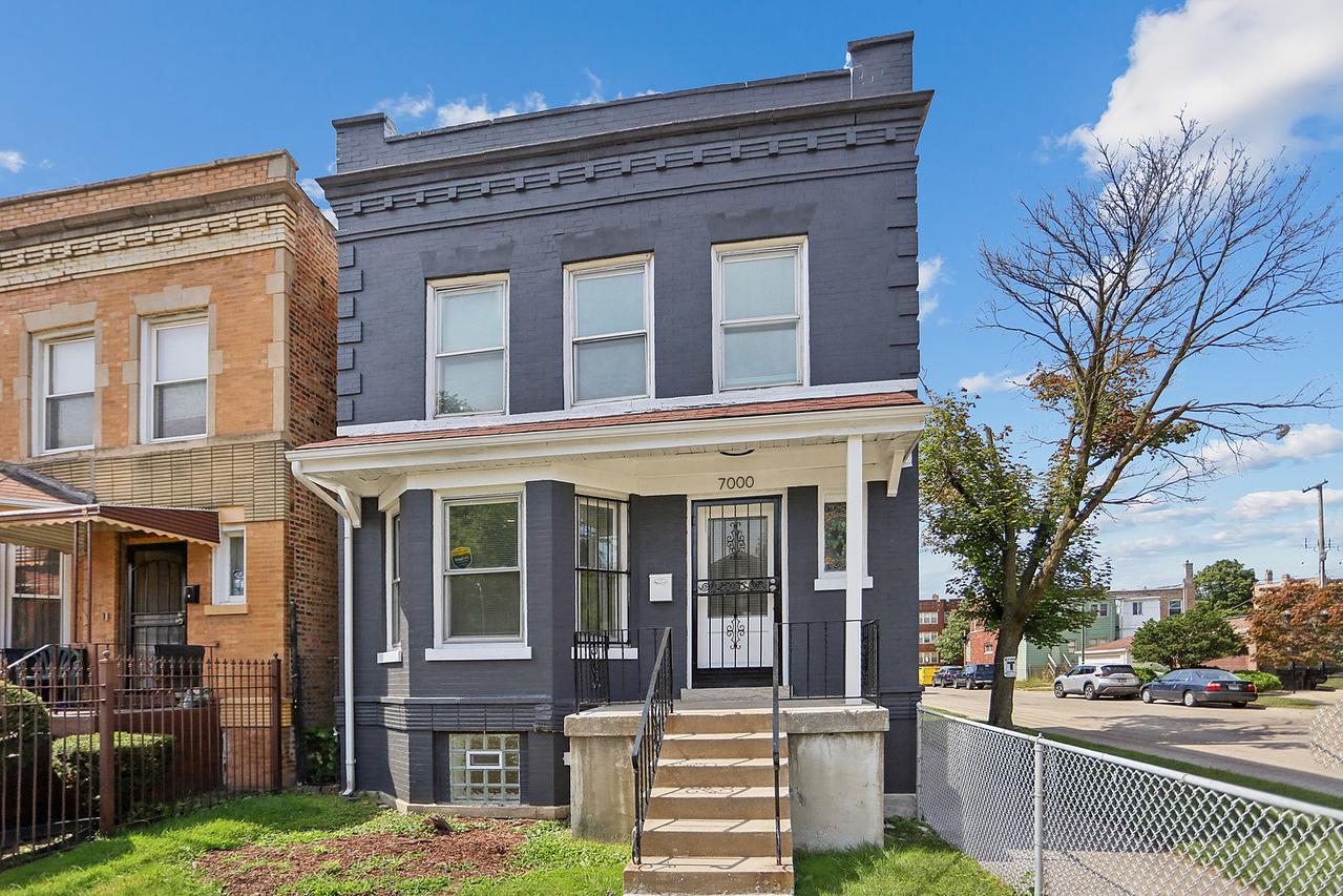 7000 S Eberhart Ave., Chicago, IL 60637