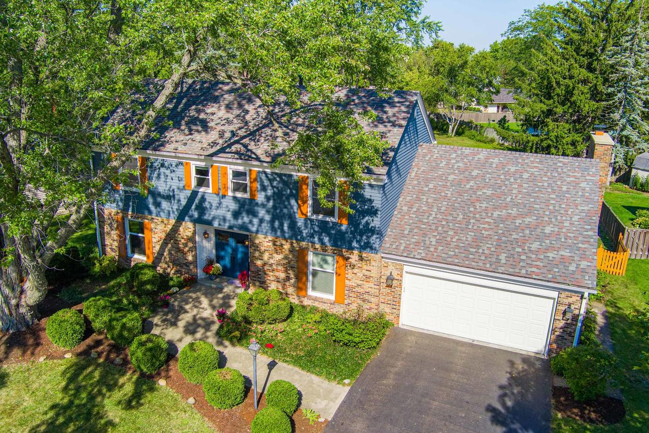 2315 Wyckwood Dr., Aurora, IL 60506