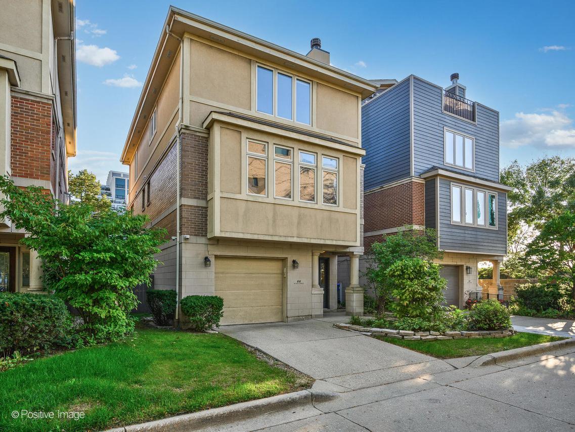 66 W 15th St., Chicago, IL 60605
