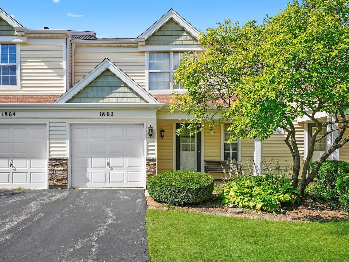 1862 Pebble Beach Cir., Elgin, IL 60123