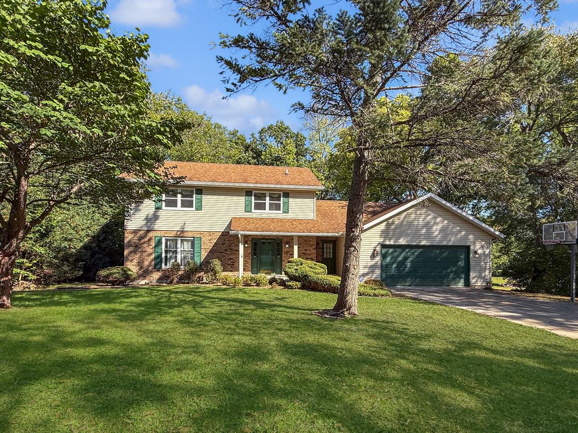 659 Sioux Dr., Freeport, IL 61032