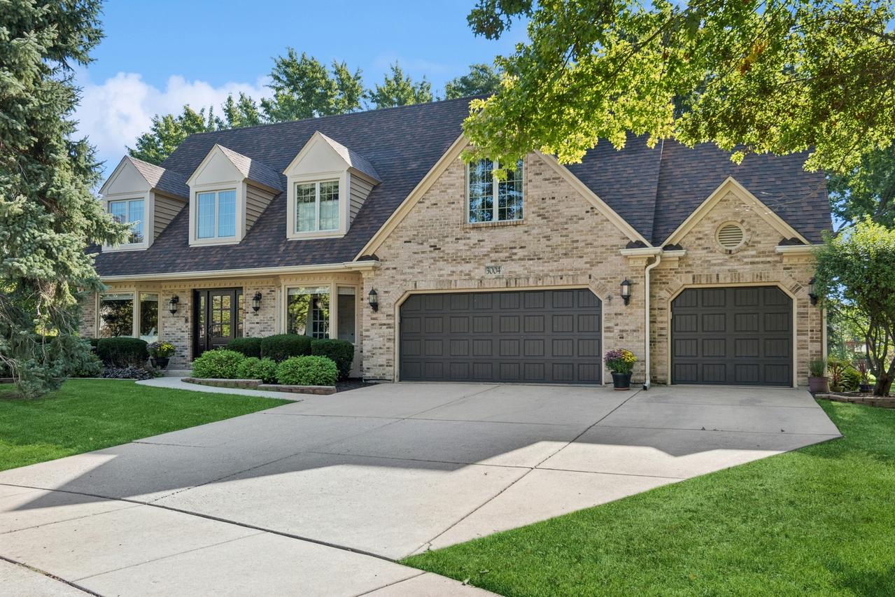 3004 Bennett Dr., Naperville, IL 60564