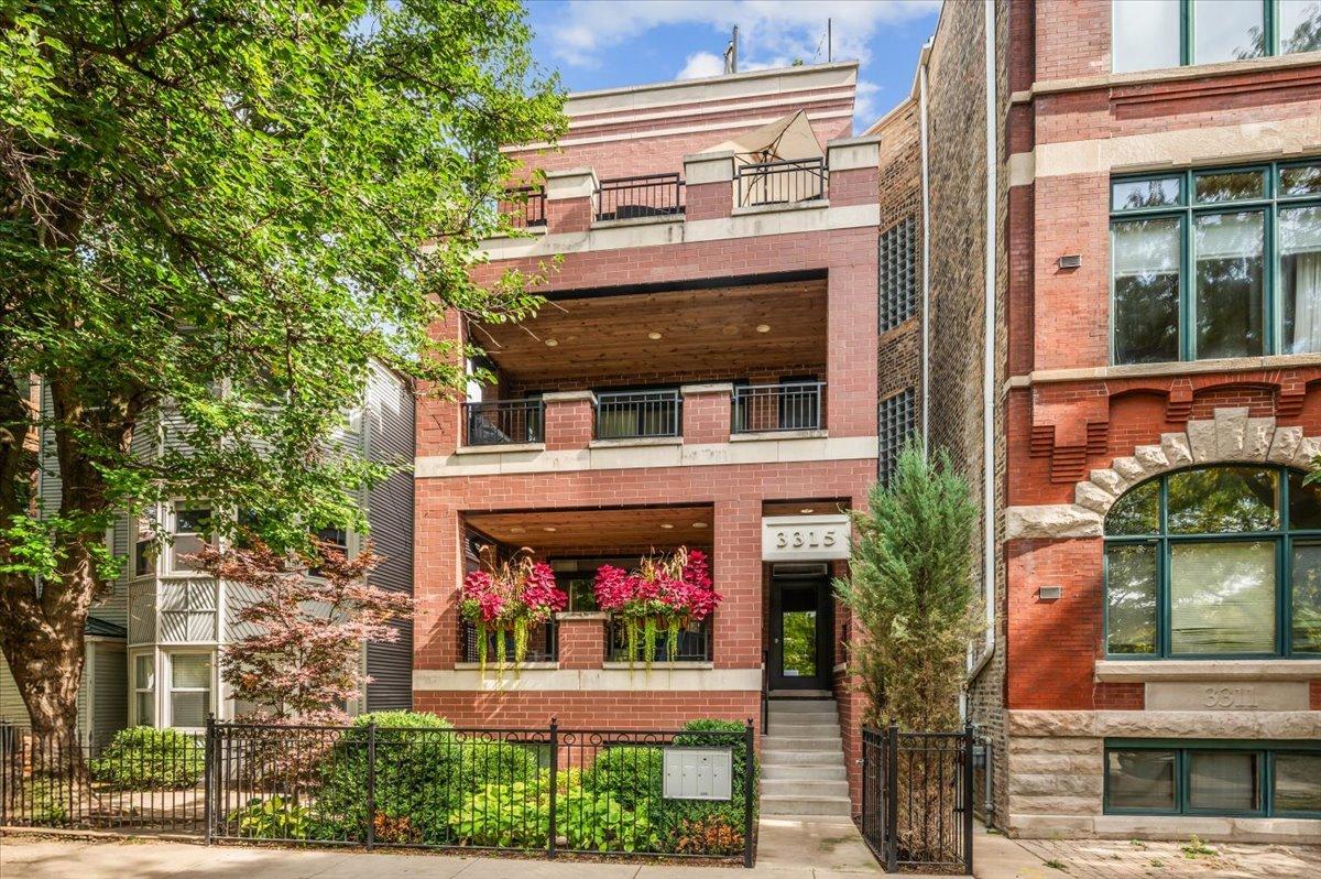 3315 N Seminary Ave. #3, Chicago, IL 60657