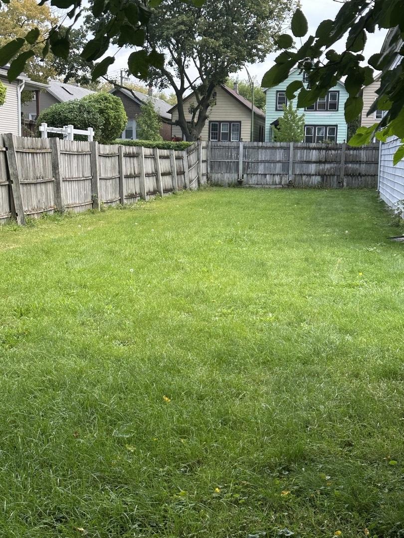 3742 S Albany Ave., Chicago, IL 60632