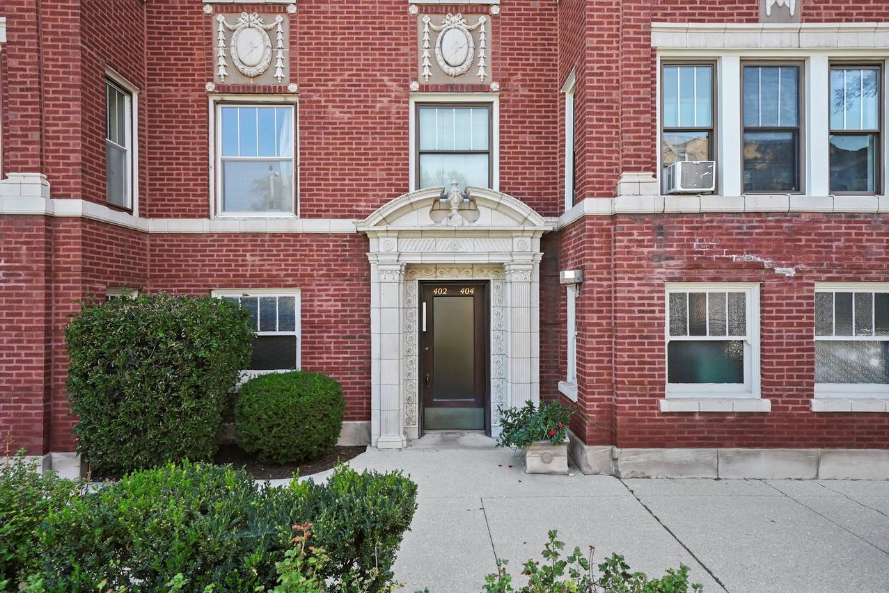402 S Lombard Ave. #3, Oak Park, IL 60302